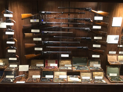 Woolaroc Museum, Colt Collection Case